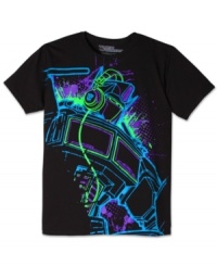 Let this t-shirt from Hybrid light up your casual style.