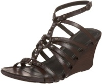 Kenneth Cole REACTION Women's Cedar Plank T-Strap Sandal