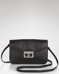 The classic crossbody is a staple of every cool gir's closet. This leather version from MARC BY MARC JACOBS boasts sleek style and space for all your daytime essentials.