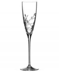 With a distinct contemporary shape and tender etchings, this champagne flute brings refined grace to any table.