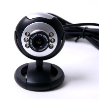 USB 6 LED PC Webcam Camera plus + Night Vision MSN, ICQ, AIM, Skype, Net Meeting and compatible with Win 98 / 2000 / NT / Me / XP / Vista