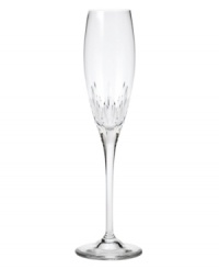 In a collaboration worthy of Wallis and Edward, renowned bridal designer Vera Wang and Wedgwood have created Duchesse stemware. Featuring tapering round bowls and a blazing starburst cut that contrasts delicately with the textures of the matching dinnerware, Duchesse sits on a flared pedestal. Flute shown right.