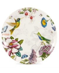 A fresh take on Portmeirion's beloved Botanic Garden pattern, the Botanic Hummingbird accent plates feature colorful wildlife layered with muted blooms on modern white porcelain.