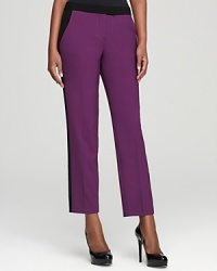 Crisp color blocking accentuates the slim silhouette of these VINCE CAMUTO pants for a striking 9-to-5 look.