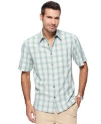 Keep it casual and breezy for the weekend in this laid-back short-sleeve shirt from Via Europa. (Clearance)