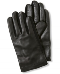 Finally! Use your cell and your iPad without risking frostbite. UR Gloves' ingenious design lines leather with lightweight Thinsulate, then inserts stretch fourchettes between fingers for maximum warmth with maximum mobility.