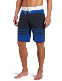 Quiksilver Men's Cypher Reynolds Revolt Boardshort