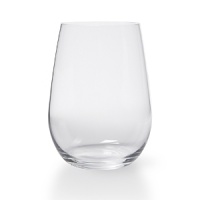 Sip Sancerre or a delicious Pinot Grigio with this thoroughly modern white wine glass, crafted in fine lead-free crystal for a spectacular addition to your table and barware.