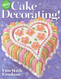 Wilton 2005 Cake Decorating Yearbook 225 Pages