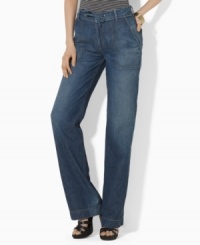 Lauren Jeans Co.'s chic wide-leg pant is finished with a drawstring waist for comfort and style.