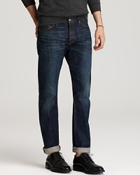 Selvedge jeans give you a cleaner, more put-together look with a little edge and are great for cuffing. Made from superior cotton and tailored for a modern slim straight fit. From Vince.