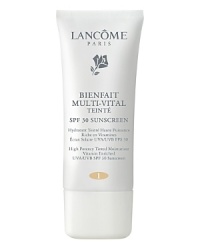 Introducing Lancôme's first SPF 30 Tinted Moisturizer with antioxidant protection plus natural, even coverage for a visibly flawless result.24-hour nourishing moisture for ideal hydration without a greasy feel.COMPREHENSIVE PROTECTION Broad spectrum UVA/UVB SPF 30 sunscreen plus anti-oxidant protection.NATURAL PERFECTION The lightweight tinted formula gives moderate, natural coverage for a healthy hint of color. Blends easily to even out skin tone.RESULT: Comprehensive protection, vitamin enriched hydration, plus an even, flawless looking skin tone.