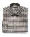 John Varvatos honors your pursuit of excellence with this handsome dress shirt in crisp cotton, an essential button-down for your weekly rotation.