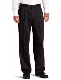 Dockers Men's Never-Iron Essential Relaxed Fit Pleated Cuffed Pant