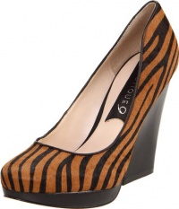 Boutique 9 Women's Victorie Wedge Pump