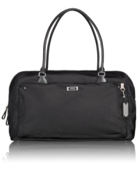 Pack with polish! Slim, lightweight and streamlined, this understated weekender is the perfect companion for packing with intention and arriving in style. Including an Add-a-bag sleeve and featuring endless pockets, from places to store media to places to keep tabs on your jewelry, this overnighter is an easy choice. 5-year warranty.