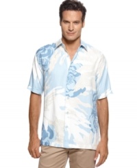 A little piece of paradise. Exude island attitude everywhere you go with this print shirt from Cubavera.