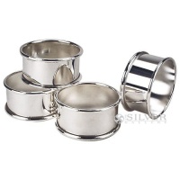 SET OF 4 ROUND NAPKIN RINGS