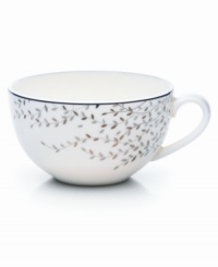 Fringed with shimmering leaves of platinum and mica, this bone china latte cup turns your table into a springtime utopia. Its sleek coupe shape is a vision of modern elegance in platinum-banded white.