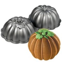 Wilton Large Pumpkin Cake Pan