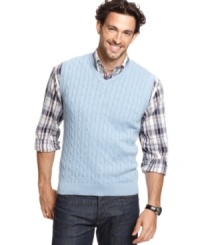 A cable knit on this sweater vest from Club Room gives your look a traditional feel and a fresh style.