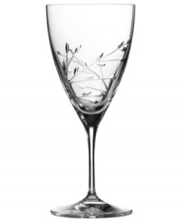 With a distinct contemporary shape and tender etchings, this iced beverage glass brings refined grace to any table.