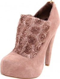 Betsey Johnson Women's Meadowww Platform Pump,Blush Suede,8.5 M US