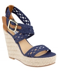 Chic no matter where you wear them. The Magestee sandals by Steve Madden are fit for summer queens with their woven fabric straps and beachy espadrille heel.