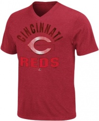 MLB Mens Cincinnati Reds Game Day Weathered Athletic Red Pepper Heather Short Sleeve V-Neck Tee By Majestic