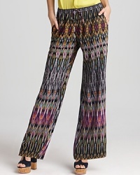 These Twelfth Street by Cynthia Vincent pants execute the tribal trend with precision, all the while keeping easy style in mind. Rendered in a loose fitting silhouette, they let you look cool and stay comfy--at the same time.