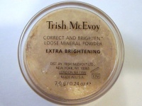 Trish McEvoy Extra Brightening Loose Mineral Powder