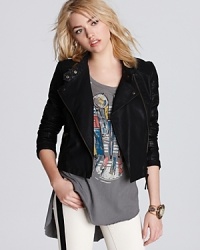 Rock the classic moto look with this chicly-cropped Free People jacket rendered in faux leather.