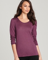 Blending soft cotton with sumptuous silk, this Eileen Fisher tee takes your essential layers to luxe status.