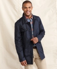 From downtown to midtown, this classic trench coat from Tommy Hilfiger has all of your outerwear style covered.