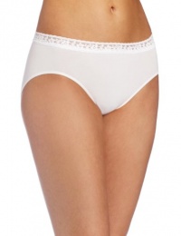 Bali Women's Comfort Revolution Seamless Lace Hipster Panty, White, Large