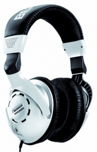 Behringer HPS3000 Studio Headphones