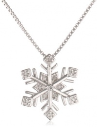 XPY Sterling Silver Diamond Snowflake Pendant Necklace (.03cttw, I-J Color, I2-I3 Clarity), 18