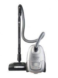 Electrolux Ultra Silencer Deep Clean Canister Vacuum