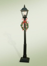 Byers' Choice Lamppost