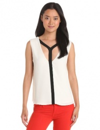 BCBGMAXAZRIA Women's Danica Cutout Top, Off White, Large