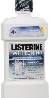 Listerine Whitening Pre-Brush Rinse Vibrant White Clean Mint, 946 ml, (1 Qt.)