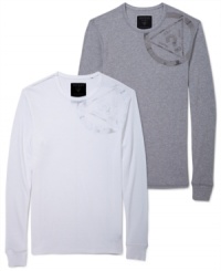 Join the crew. These long-sleeved t-shirts from Guess are an easy-to-pair layer for the season.