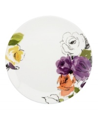 Featuring a mix of edgy, artsy blooms in modern porcelain, kate spade new york's Charcoal Floral accent plate lends chic new style to casual tables.