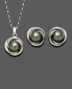 Class and sophistication combine in a swirling knot of style. Symbolic for love, this polished jewelry set features cultured Tahitian freshwater pearls (8-9 mm) set in sterling silver. Approximate length: 18 inches. Approximate pendant drop: 1-8/10 inch. Approximate earring diameter: 5/8 inch.