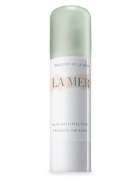 An oil free, oil absorbing, fast penetrating facial moisturizing lotion formulation of Creme de la Mer. Contains the original Miracle Broth and all the extraordinary benefits of the Creme but tailored to the needs of different skin types. Leaves skin with a lasting soft, matte finish. 1.7 oz. Imported. 