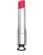 Dior Addict Extreme combines vibrant color intensity with the perfection of luminous shine. Extreme, breathtaking shades make lips glow with radiant shine in vibrant colors with dazzling pure pigments. These shades make for a bold statement.