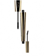 This two-brush mascara leaves no lash forgotten. The first brush transforms the eyelashes with a single stroke, fills them out, lengthens, curves and separates them. The second, miniature brush is designed for the inner and outer corners and tilted 7 degrees, to reach and grab the smaller eyelashes and make them up easily without smudges or mistakes. Thanks to the revolutionary Le 2 de Guerlain, you can have it all: volume + length + curve + definition. 