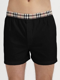 Soft, breathable comfort with a helpful hint of stretch and the iconic check design along the waist. 97% cotton/3% elastane Machine wash Imported 