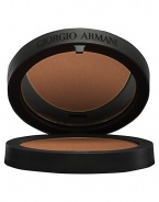 Create the glow of sun-kissed skin with Sheer Bronzer, a soft micro-fine bronzing powder. Copper and bronze hues warm skin, creating a sculpted glow with shimmering, honey highlights. All skin types. 