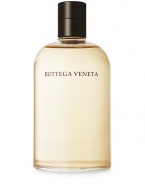 Bottega Veneta, the first fragrance for women now available in a shower gel. A complex fragrance woven harmoniously with notes of bergamot, jasmine, plum, patchouli, oak moss, and leather accord for an intriguing and sensuous woman. 6.7 oz.